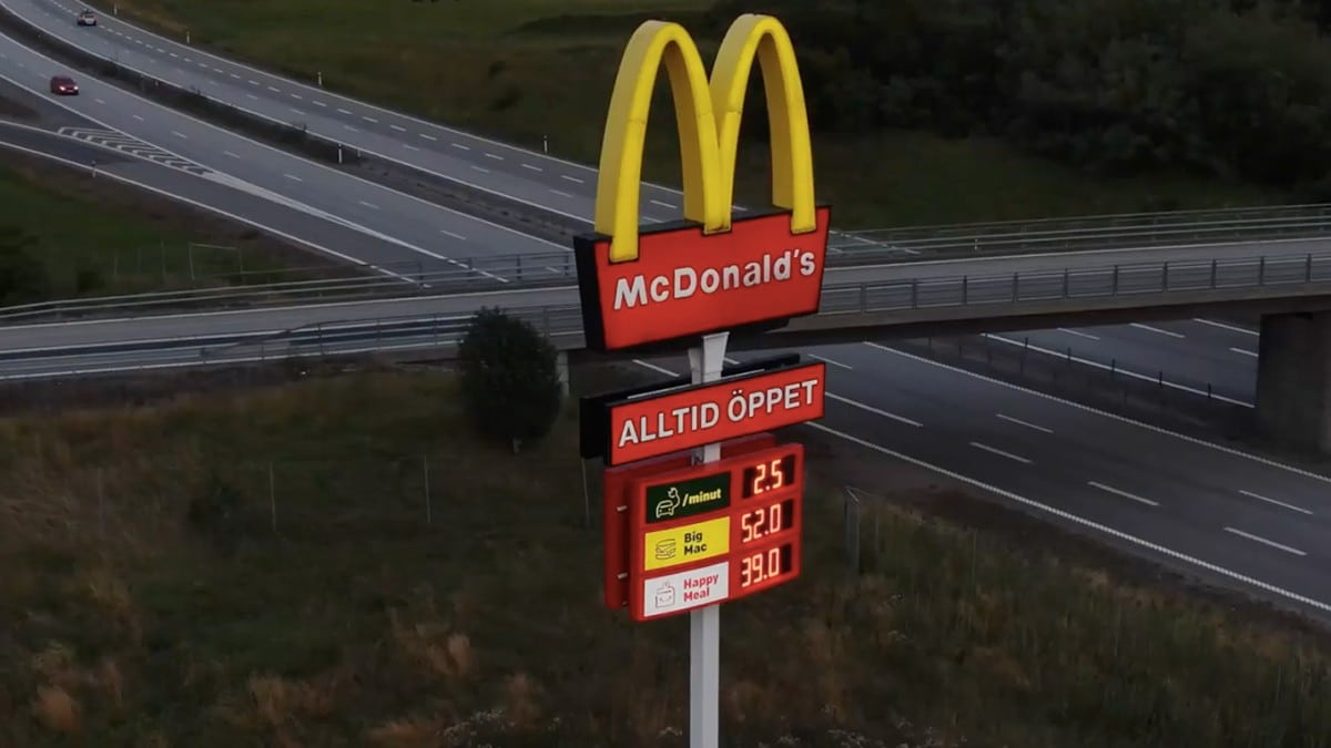 Una nuova insegna per due ristoranti McDonald's in Svezia