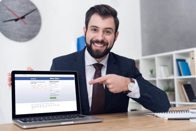 Segreti per creare e gestire una pagina Facebook aziendale
