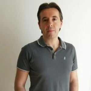 Profile photo of Vincenzo Cosenza